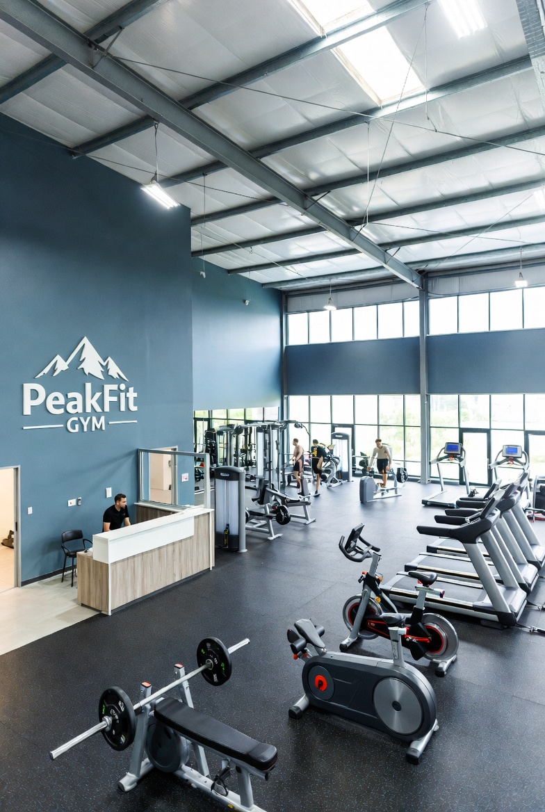Peak fit gym